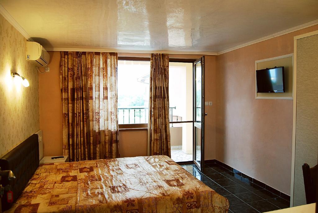 Dimitur Jekov Guest House Obzor Buitenkant foto