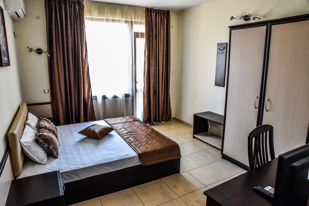 Dimitur Jekov Guest House Obzor Buitenkant foto